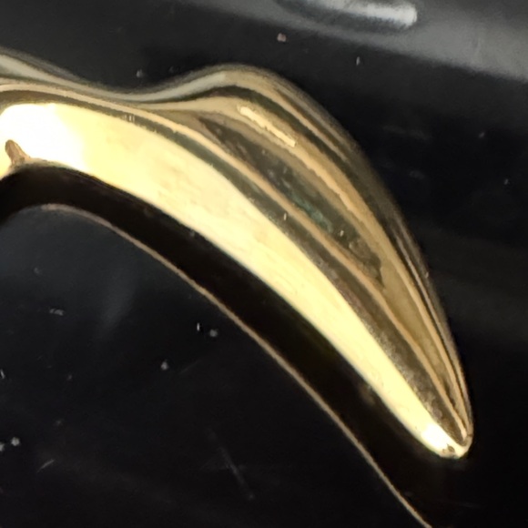 Elegant Gold Masculin brooch Accessory, 1980s large gold brooch - Picture 6 of 8